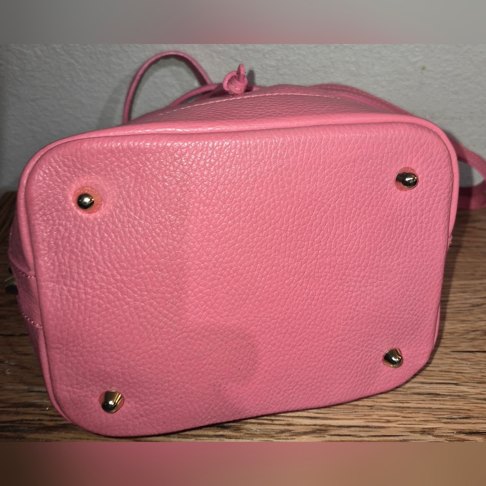 Nwt's Mara Taormina Leather Stash Crossbody Pink Travel Bag - Picture 4 of 6